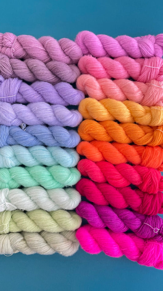 Fuwa Fuwa Fingering, Tonal Spring Colors